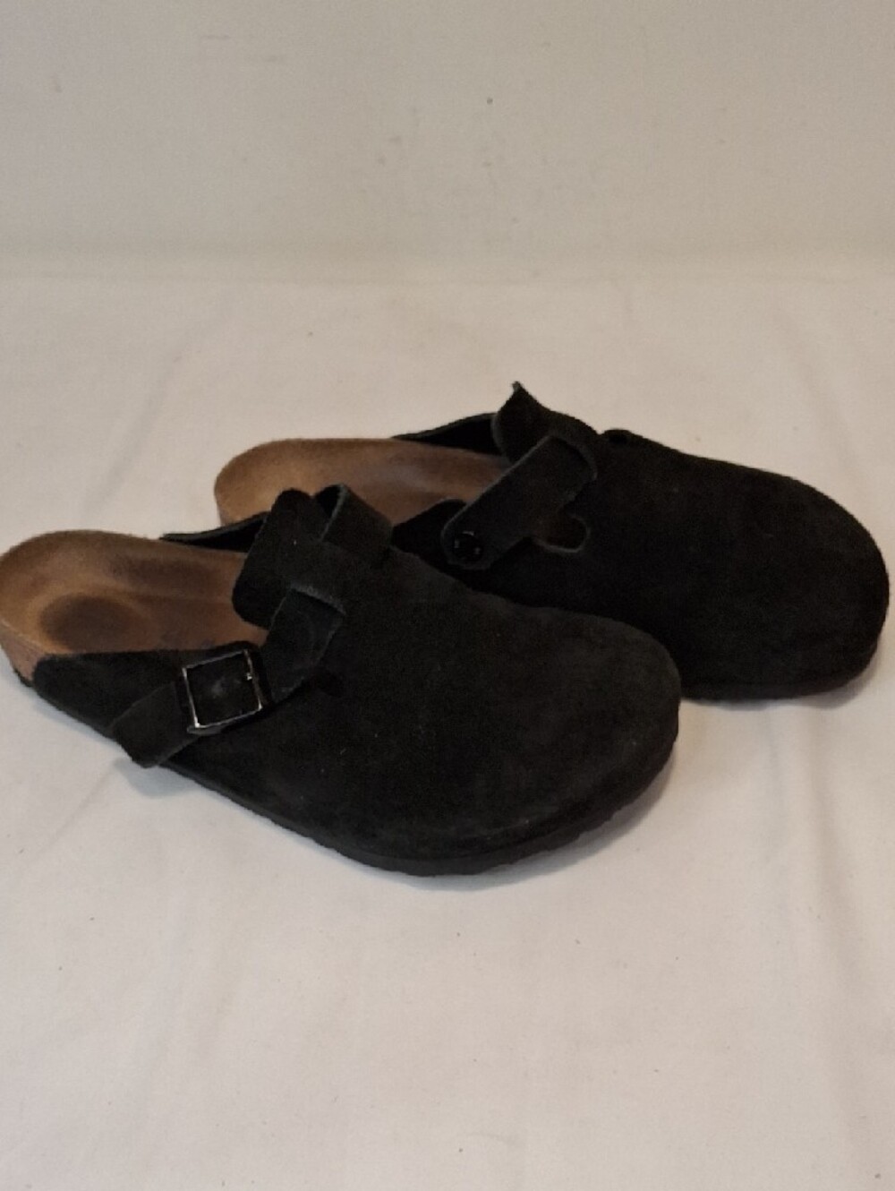Birkenstock Women's Black Suede Clog Buckle Slip On Sandals. Lightly Worn. - Picture 2 of 10